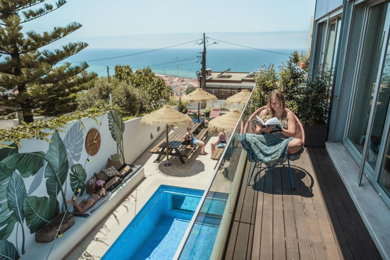The Salty Pelican Yoga & Surf Retreat Ericeira Exterior photo