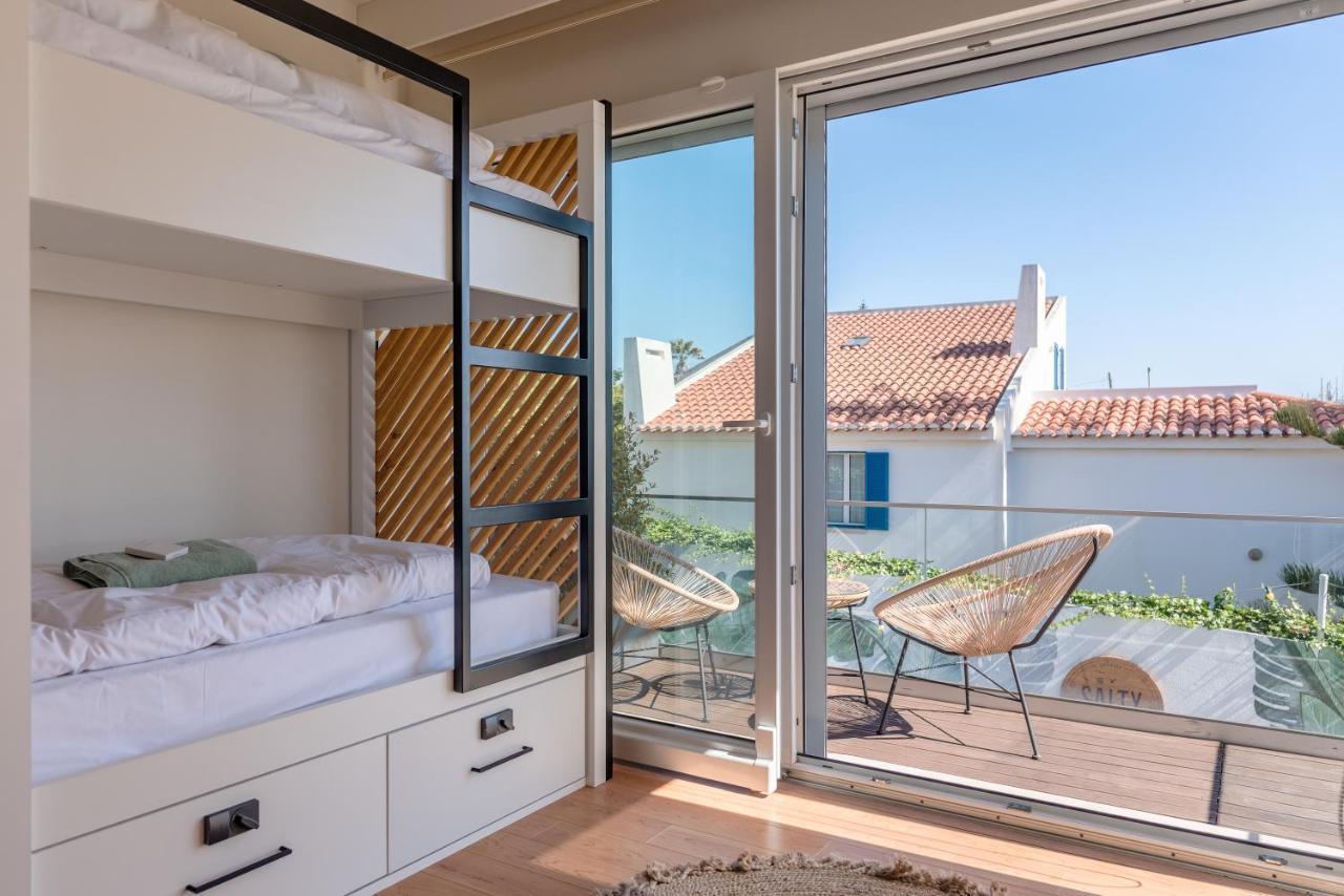The Salty Pelican Yoga & Surf Retreat Ericeira Exterior photo