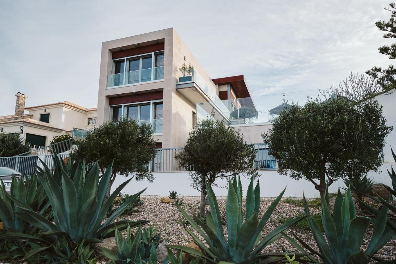 The Salty Pelican Yoga & Surf Retreat Hostel Ericeira Exterior photo