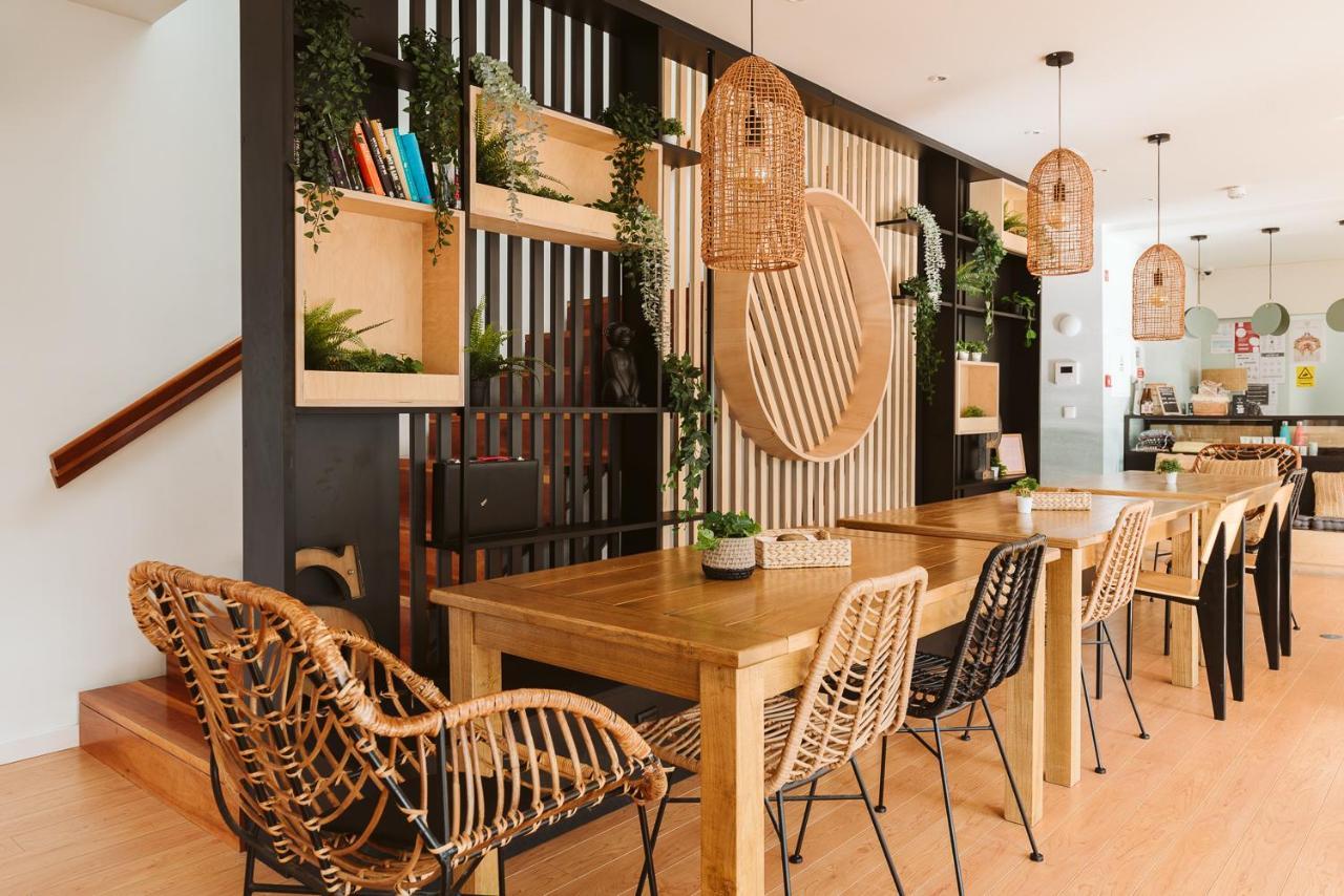 The Salty Pelican Yoga & Surf Retreat Ericeira Exterior photo
